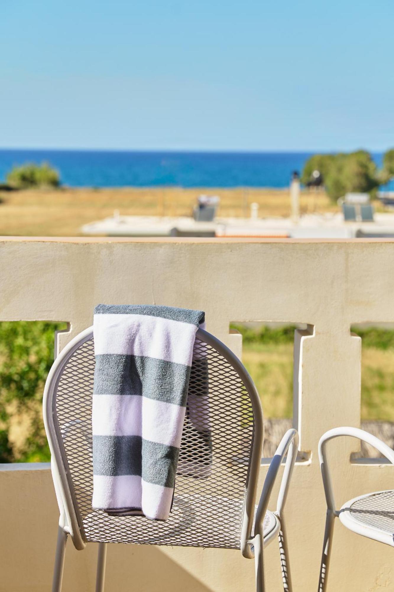 Villa Gereoudis Seaview Apartments-Pool & Bar Kolymbari Exterior foto