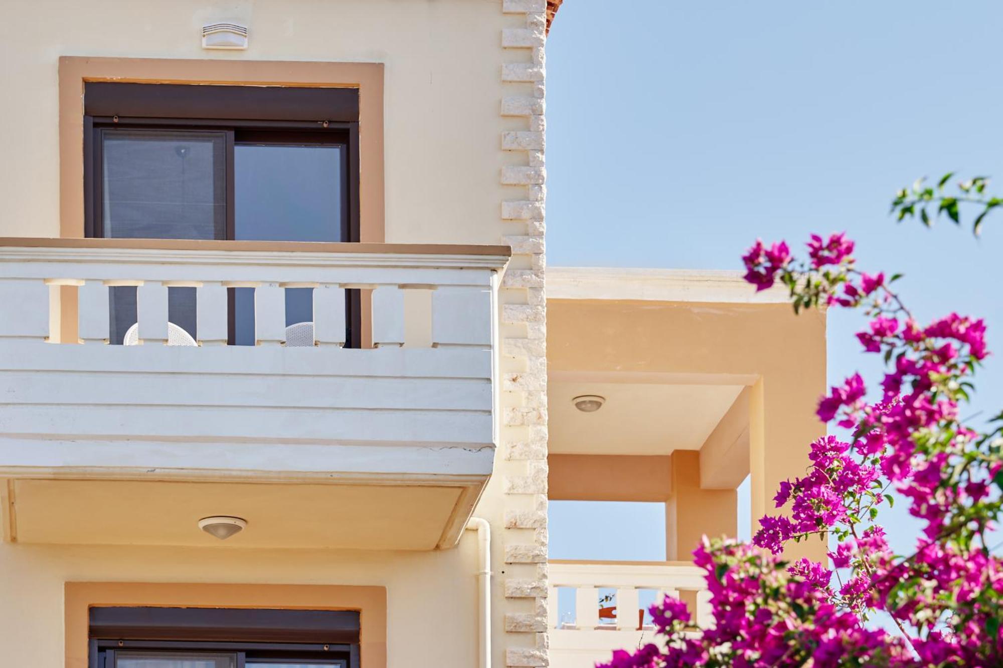 Villa Gereoudis Seaview Apartments-Pool & Bar Kolymbari Exterior foto