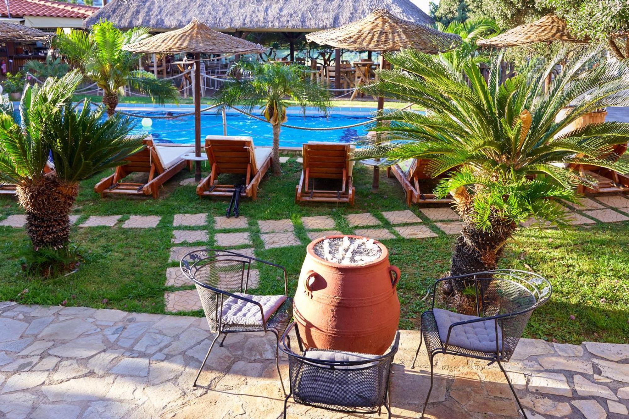 Villa Gereoudis Seaview Apartments-Pool & Bar Kolymbari Exterior foto