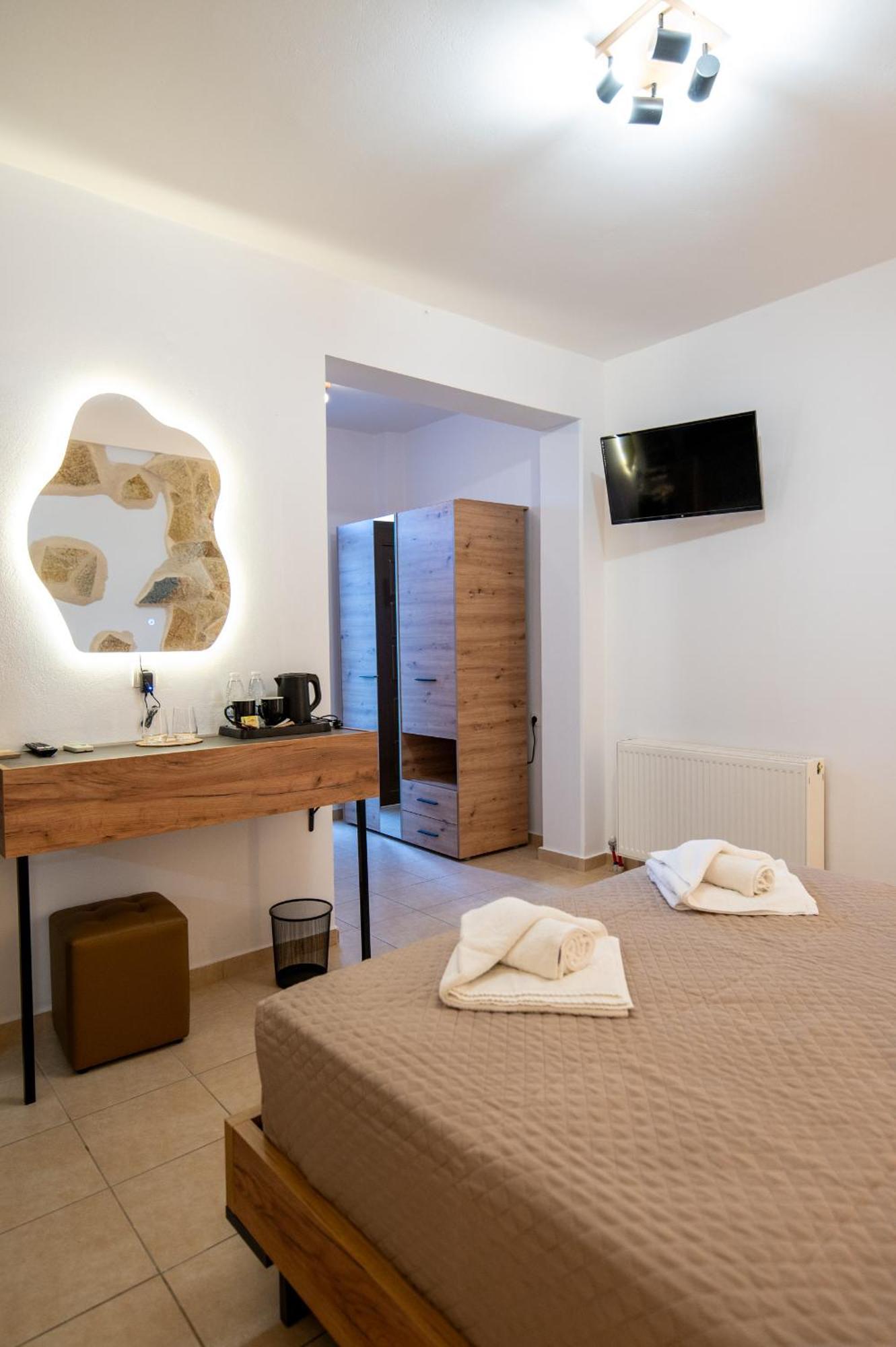 Villa Gereoudis Seaview Apartments-Pool & Bar Kolymbari Exterior foto