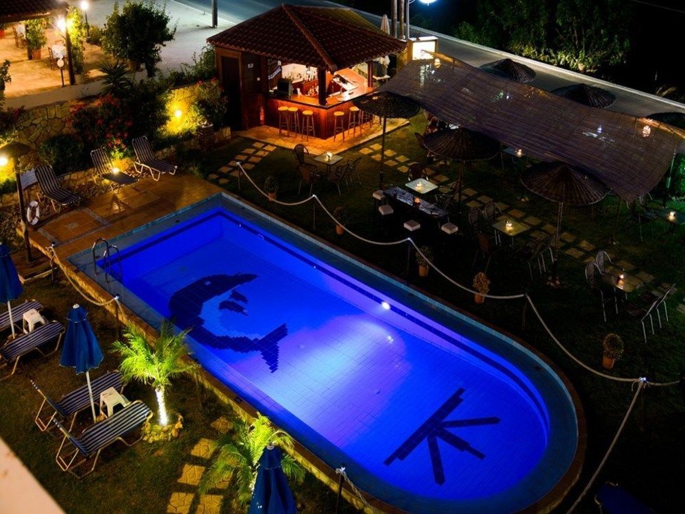 Villa Gereoudis Seaview Apartments-Pool & Bar Kolymbari Exterior foto