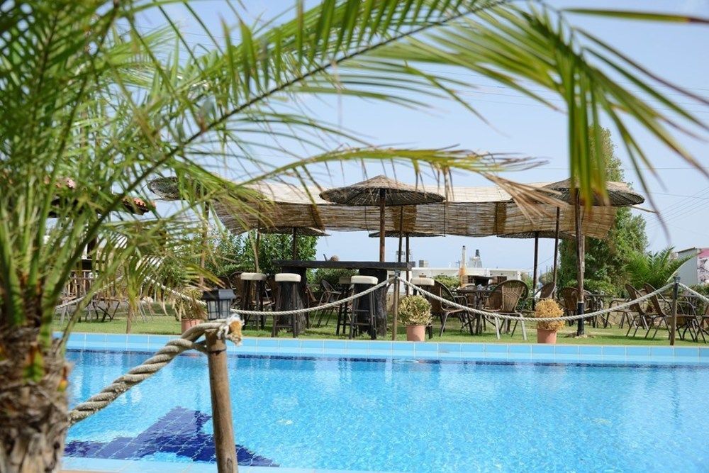Villa Gereoudis Seaview Apartments-Pool & Bar Kolymbari Exterior foto